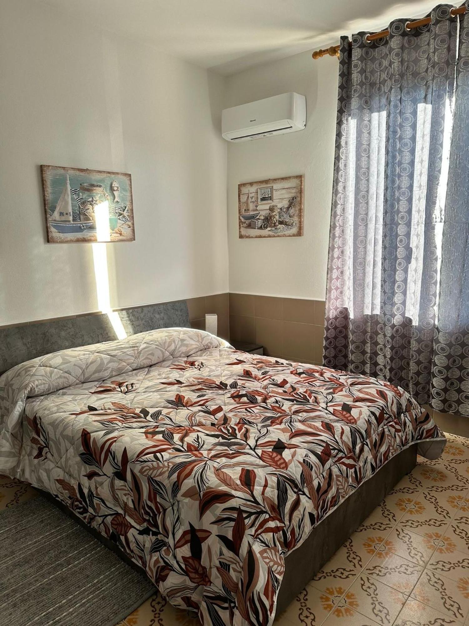 Casa Bettina La Maddalena Appartement La Maddalena  Buitenkant foto